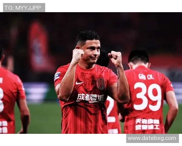 足球封神球星传奇一生揭秘 从巅峰到荣耀背后的不为人知故事